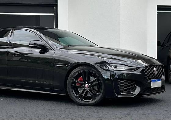 JAGUAR XE 2.0 16V INGENIUM P250 GASOLINA R-DYNAMIC S 4P AUTOMÁTICO JAGUAR XE 2.0 16V INGENIUM P250 GASOLINA R-DYNAMIC S 4P AUTOMÁTICO